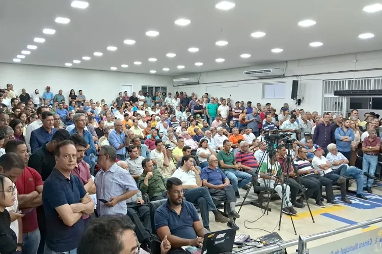 Mobilização histórica debate uma das maiores secas dos últimos 50 anos na região de Guanambi