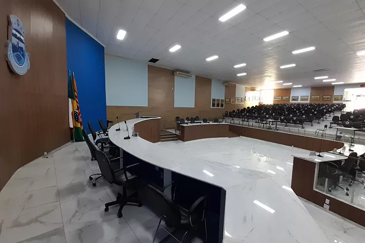 Brumado: Sessões legislativas retornam nesta quarta-feira em clima tenso de nova eleição