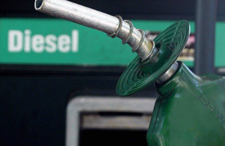Diesel cairá R$ 0,46 nos postos na sexta