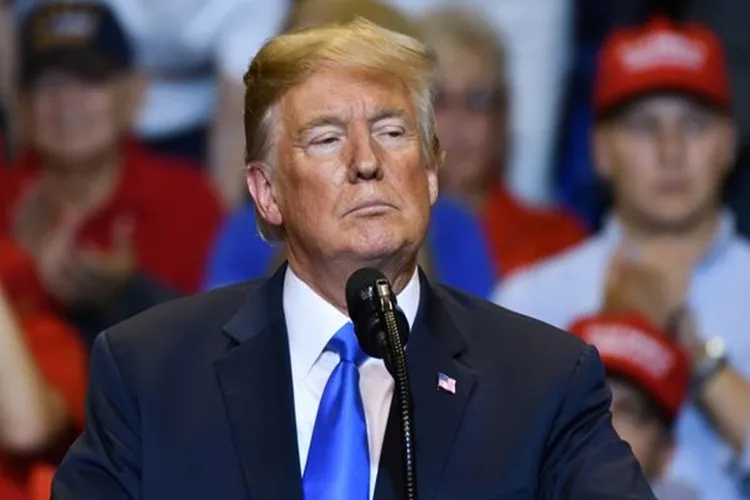 Trump fala em 'boa química' com Lula e anuncia encontro com presidente brasileiro