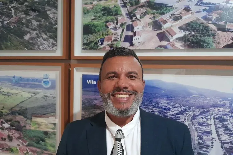 Eleições 2024: Beto Bonelly lança pré-candidatura à prefeitura de Brumado