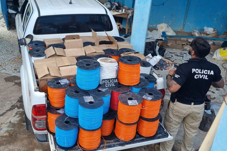 Operação policial apreende mais de 800 quilos de explosivos na Chapada Diamantina