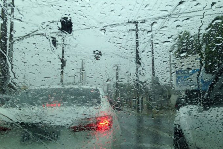 Domingo amanhece com chuva na cidade de Caculé