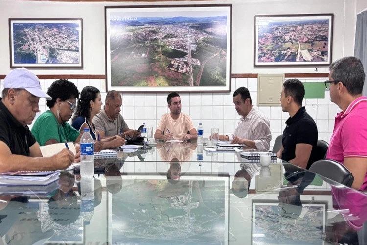 Prefeitura realiza reunião estratégicas em preparação para o Carnaval 2026 em Brumado