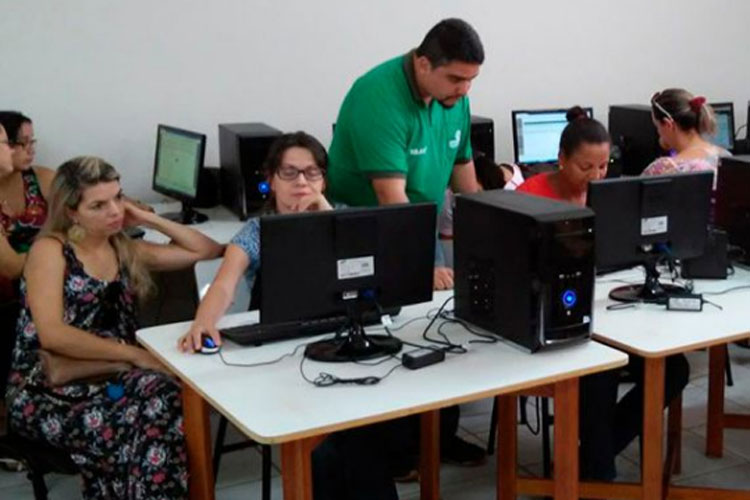 Brumado está entre as primeiras cidades da Bahia a informatizar a gestão da educação