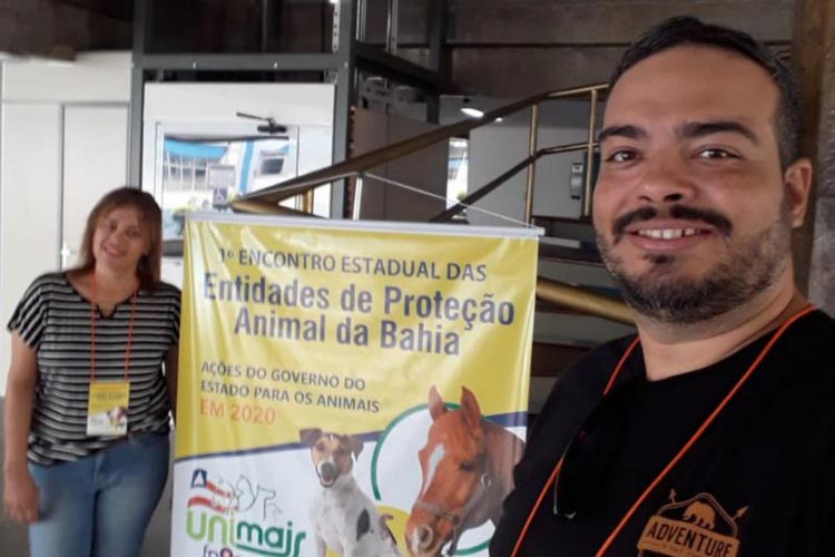 Defensores dos Animais de Brumado participam de encontro estadual de entidades protetoras da Bahia