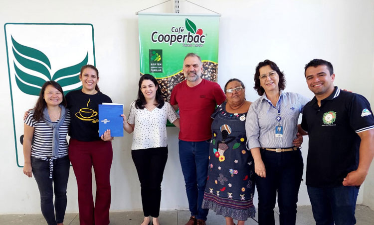 Barra do Choça: Cafeicultores recebem consultoria em certificação de produção orgânica