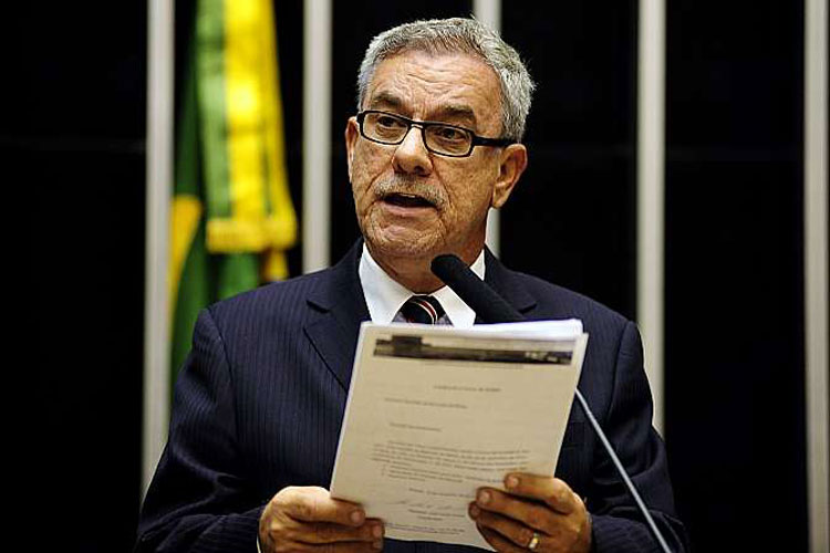 Waldenor Pereira defende Caixa Econômica Federal 100% pública