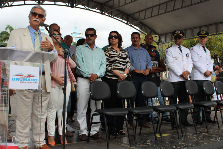 Desfile cívico militar marca as celebrações do 7 de Setembro em Brumado