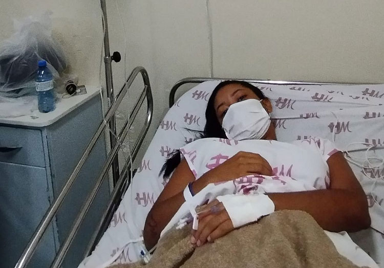 Entre Rios: Jovem passa por três cirurgias e não pode segurar a filha depois de violência obstétrica