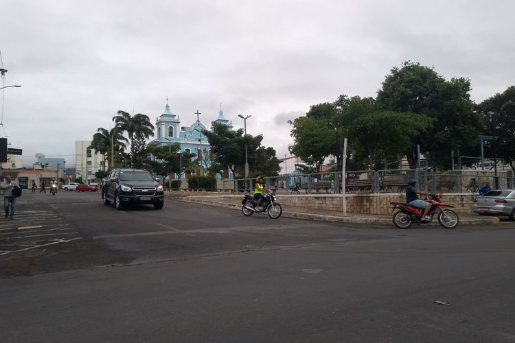 Brumado amanhece frio e debaixo de garoa nesta segunda-feira (22)