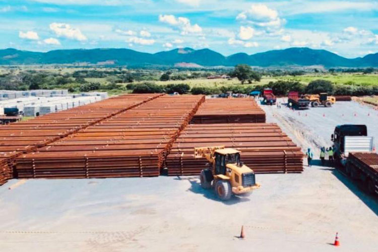 Fiol: Trilhos chegam ao canteiro de obras em Guanambi