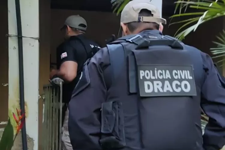 Polícia Civil cumpre mandados contra crime de lavagem de dinheiro em Vitória da Conquista