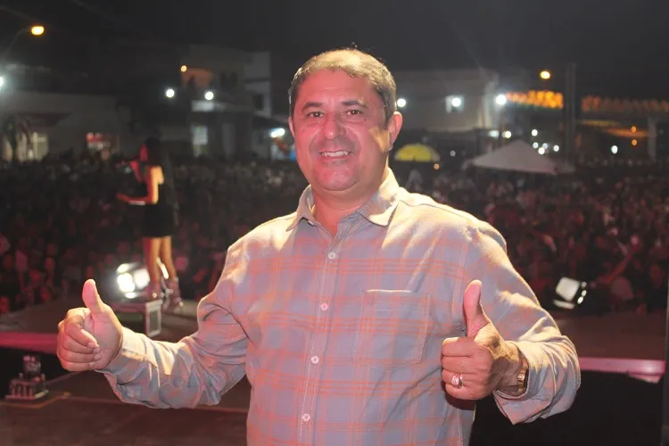 'Vou disputar a reeleição respeitando meus adversários', diz prefeito de Malhada de Pedras