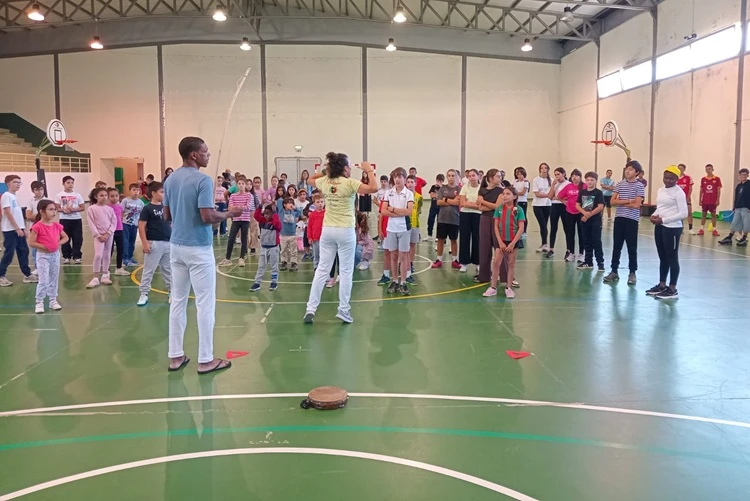 Na Europa, casal de capoeiristas brumadense reforça militância pela consciência negra