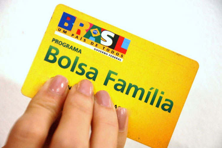 Anúncio do 13° para o Bolsa Família será na próxima semana