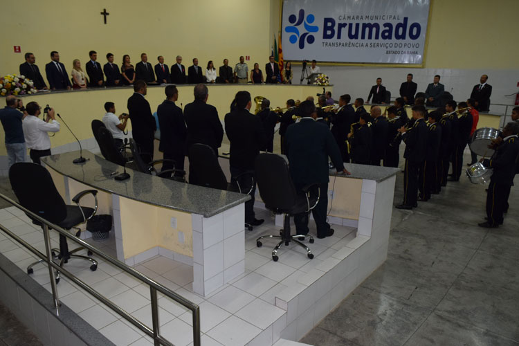 Desembargador do TJ-BA é condecorado com dupla cidadania dos municípios de Brumado e Rio de Contas