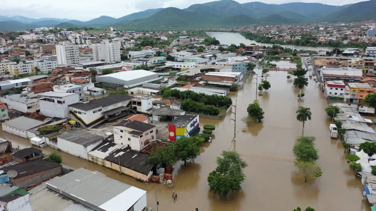 Governo da Bahia volta a instalar comitê de crise para atender cidades impactadas pela chuva