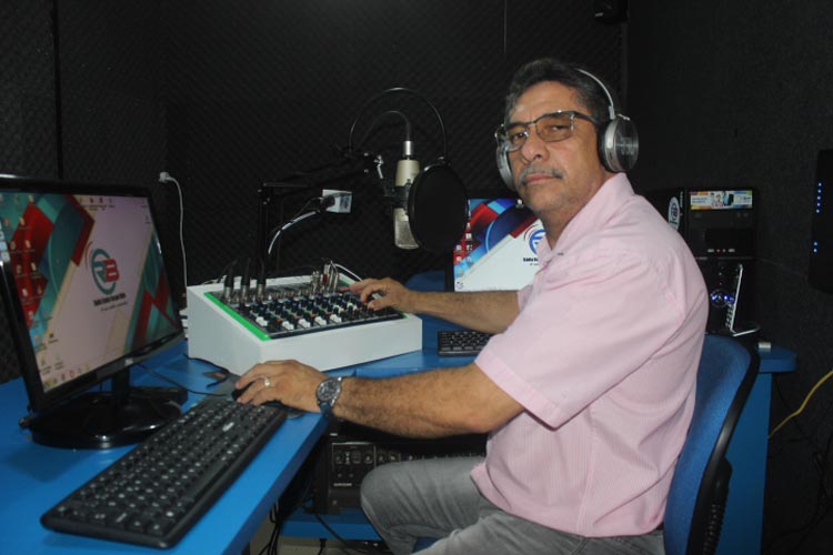 Futuro do rádio será na web, prevê o radialista Bispo Robérico Silva