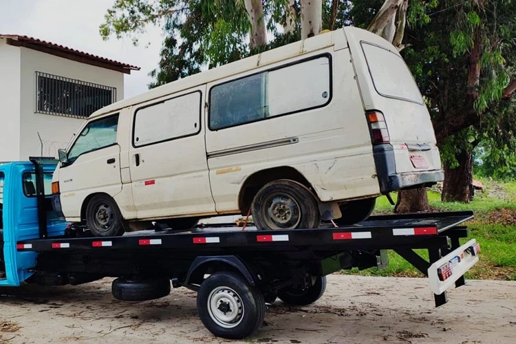 Veículo furtado é recuperado em Vitória da Conquista