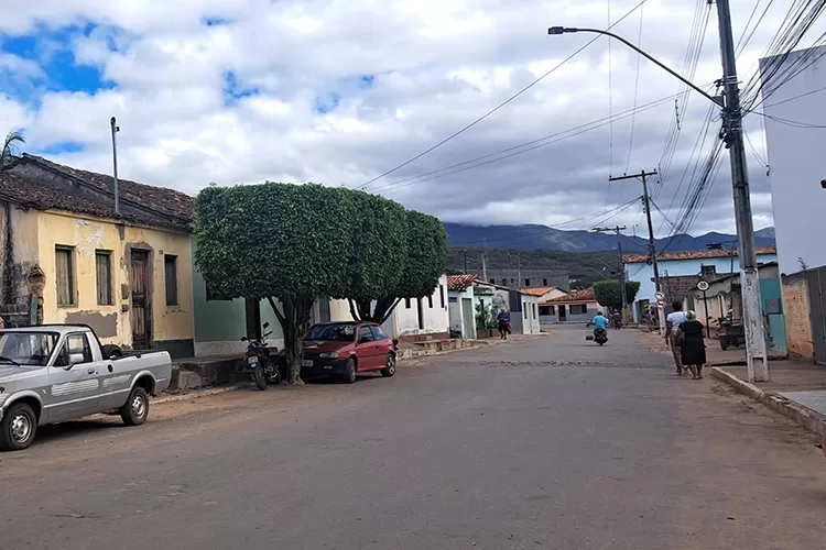 Abaíra: Família relata precariedade na saúde após homem sofrer AVC e não conseguir regulação