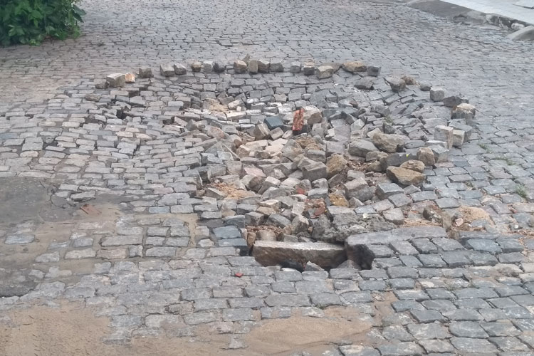 Prefeitura culpa Embasa pelas falhas estruturais nas ruas de Brumado