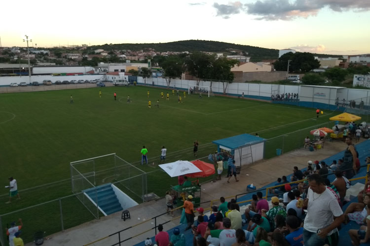 Vila Nova bate o Vila e fica a um passo das semifinais do Brumadense de Futebol
