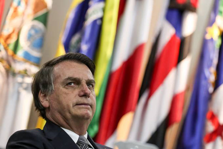 Jair Bolsonaro critica a multa de 40% do FGTS na demissão sem justa causa