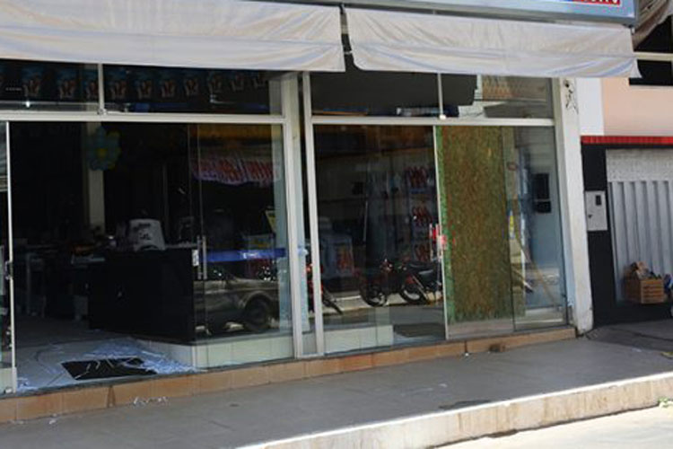 Loja de matriz em Brumado é assaltada na cidade de Caculé