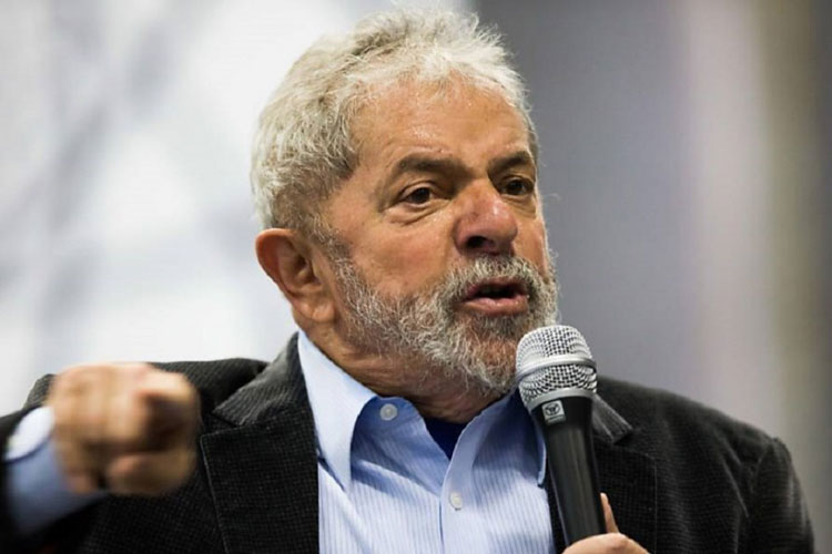 Após ter Habeas Corpus negado no STF, Lula diz a aliados que está fora das Eleições 2018