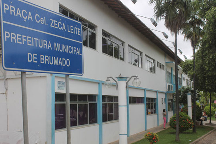 Prefeitura de Brumado paga 13º salário e antecipa vencimento dos servidores municipais