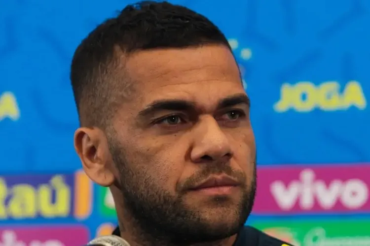 Ministério Público da Espanha pede nove anos de prisão a Daniel Alves por agressão sexual