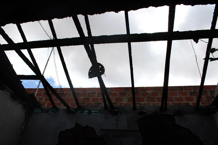 Brumado: 'A intenção dele era me matar', diz GCM após ex-cunhado incendiar a casa de sua mãe