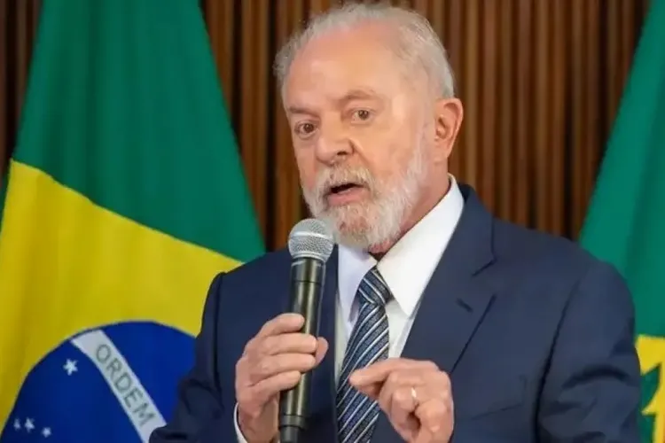 Governo Lula fechará o ano de 2023 com sua aprovação no patamar mais baixo