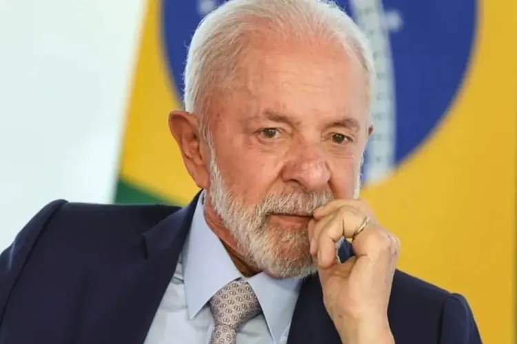 Lula lamenta acidente com ônibus de Brumado que deixou 17 mortos no Pernambuco