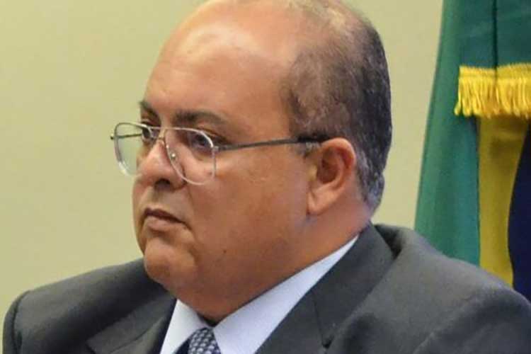 Ibaneis Rocha: PF cumpre mandado na casa do governador, afastado, do Distrito Federal