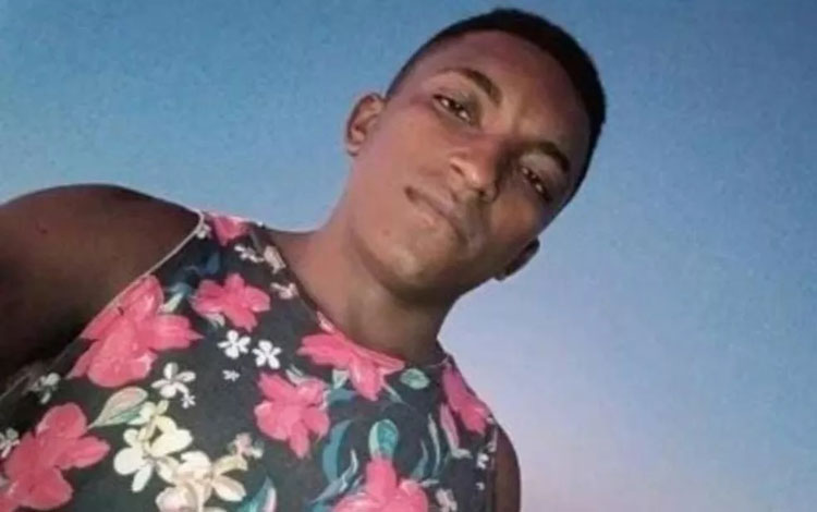 Pai é suspeito de matar filho de 23 anos com facada no pescoço em Juazeiro