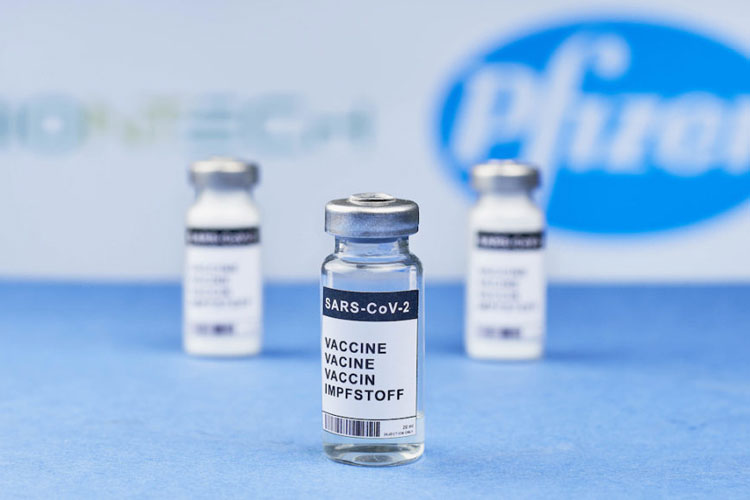 Anvisa concede registro definitivo à vacina da Pfizer contra a Covid-19
