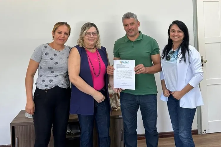 Prefeitura Guanambi garante apoio e espaço para a sede da Associação de Autistas