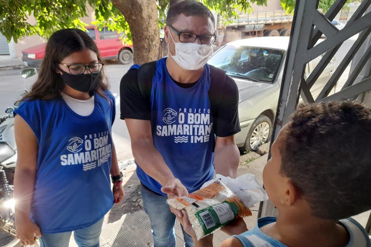 Brumado: Campanha Bom Samaritano supera expectativas com arrecadação de cestas básicas para famílias carentes
