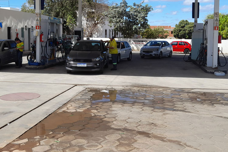 Brumado vende a gasolina mais barata da Bahia, diz ANP
