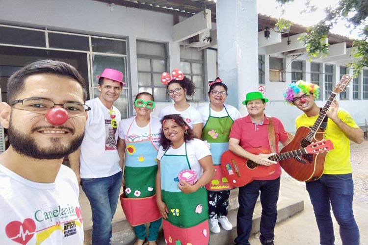 Voluntários do Grupo Capitania Hospitalar realizam visitas de rotina no Hospital Municipal de Brumado