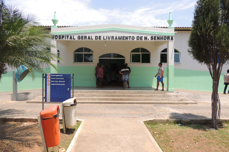 Aluno tem perna esmagada por ônibus do transporte escolar na zona rural de Livramento