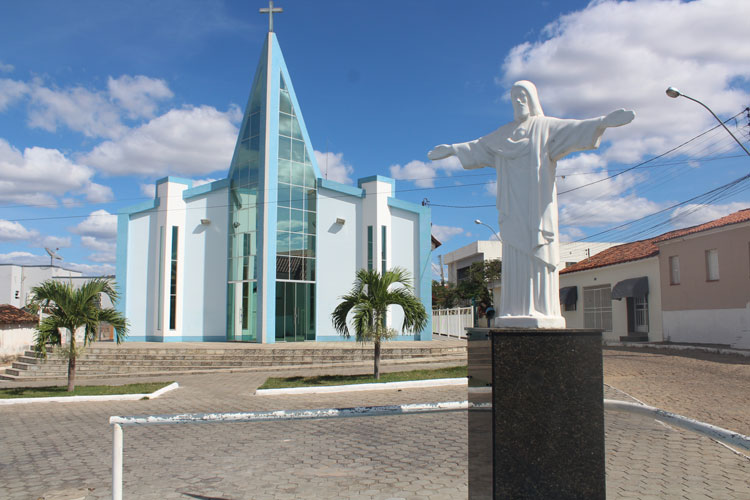 Malhada de Pedras: Paróquia Senhor Bom Jesus celebra 60 anos de fundação