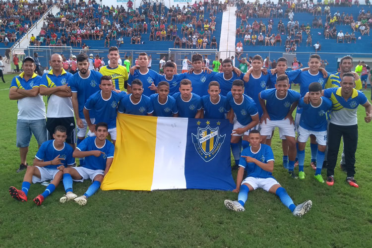 Nos pênaltis, Vila Nova bate o Vitória e fica com o título do campeonato brumadense de futebol Sub-20