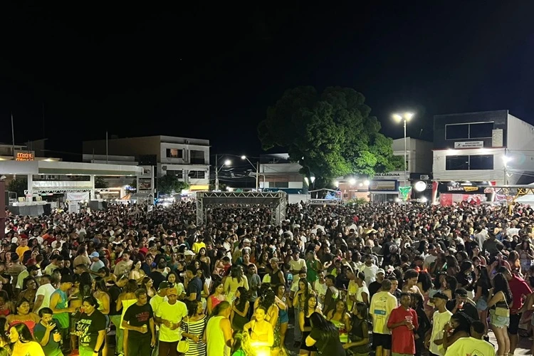 Prefeitura celebra sucesso do 1º dia do Pré-Carnaval de Livramento de Nossa Senhora