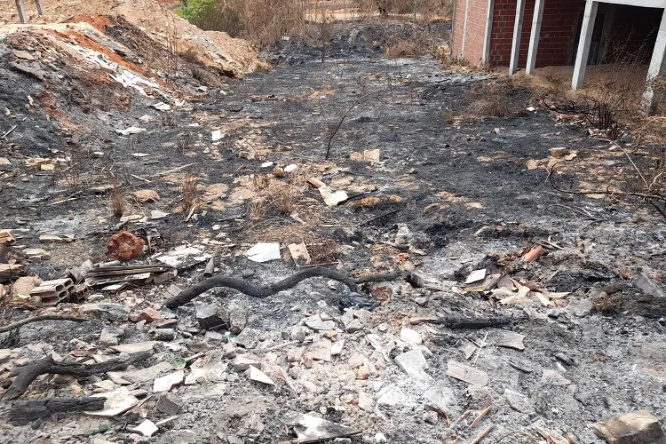 Brumado: Populares cobram ações para conter incêndios criminosos em terrenos baldios
