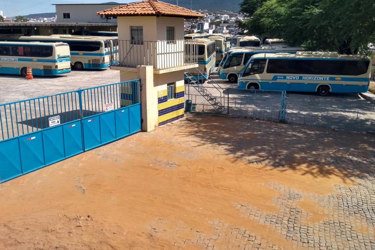 Com liminar da justiça, empresa retoma atividades no transporte intermunicipal no sudoeste da Bahia
