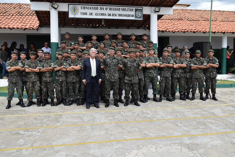 Em visita a Brumado, General da 6º Região Militar faz boas referencias ao TG 06/024