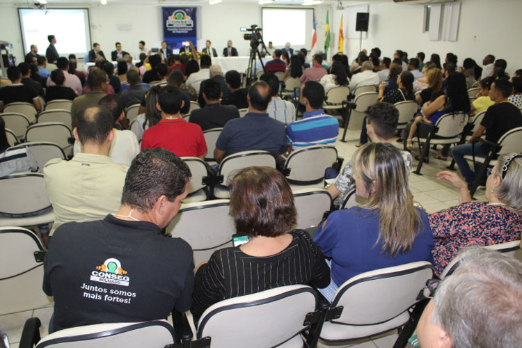Brumado: Autoridades e comunidade debatem segurança durante seminário promovido pelo Conseg